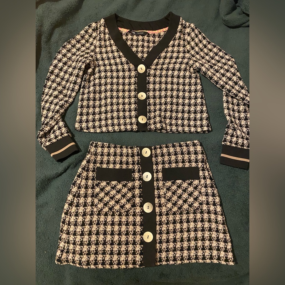 Zara Co-Ord Skirt Set!
